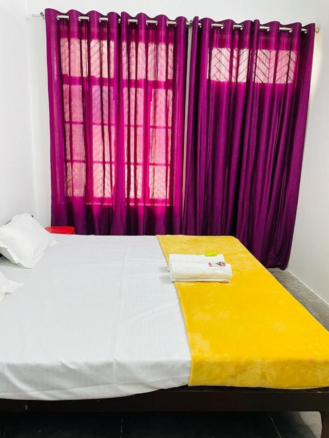 Shree Balaji Homestay Ayodhya Dış mekan fotoğraf