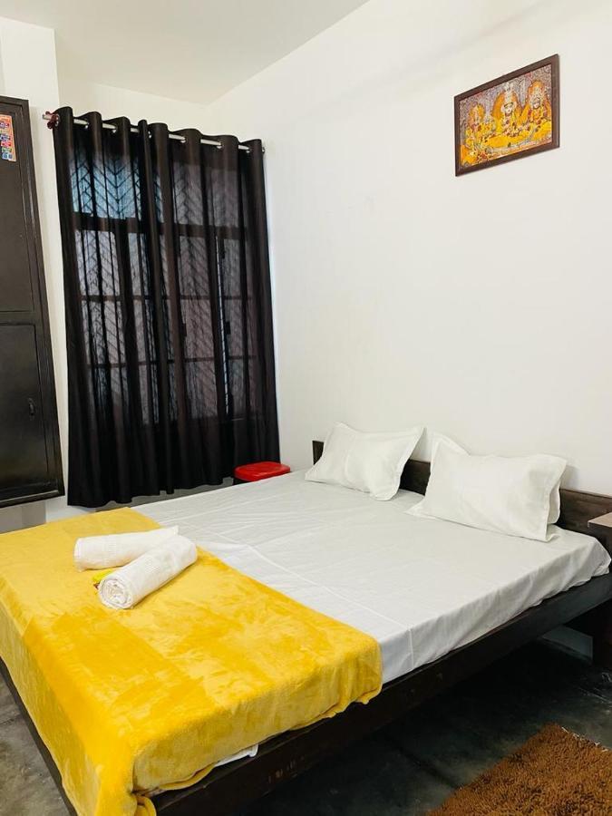Shree Balaji Homestay Ayodhya Dış mekan fotoğraf