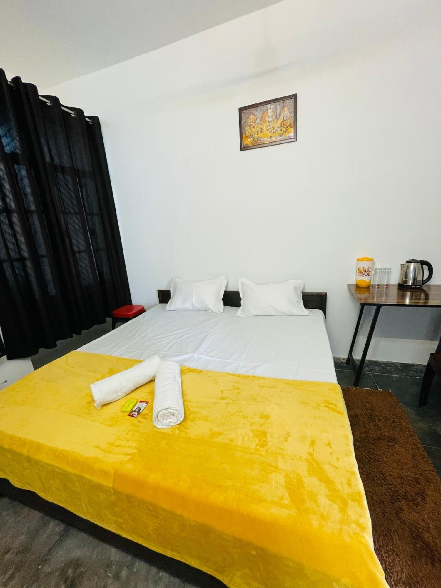 Shree Balaji Homestay Ayodhya Dış mekan fotoğraf